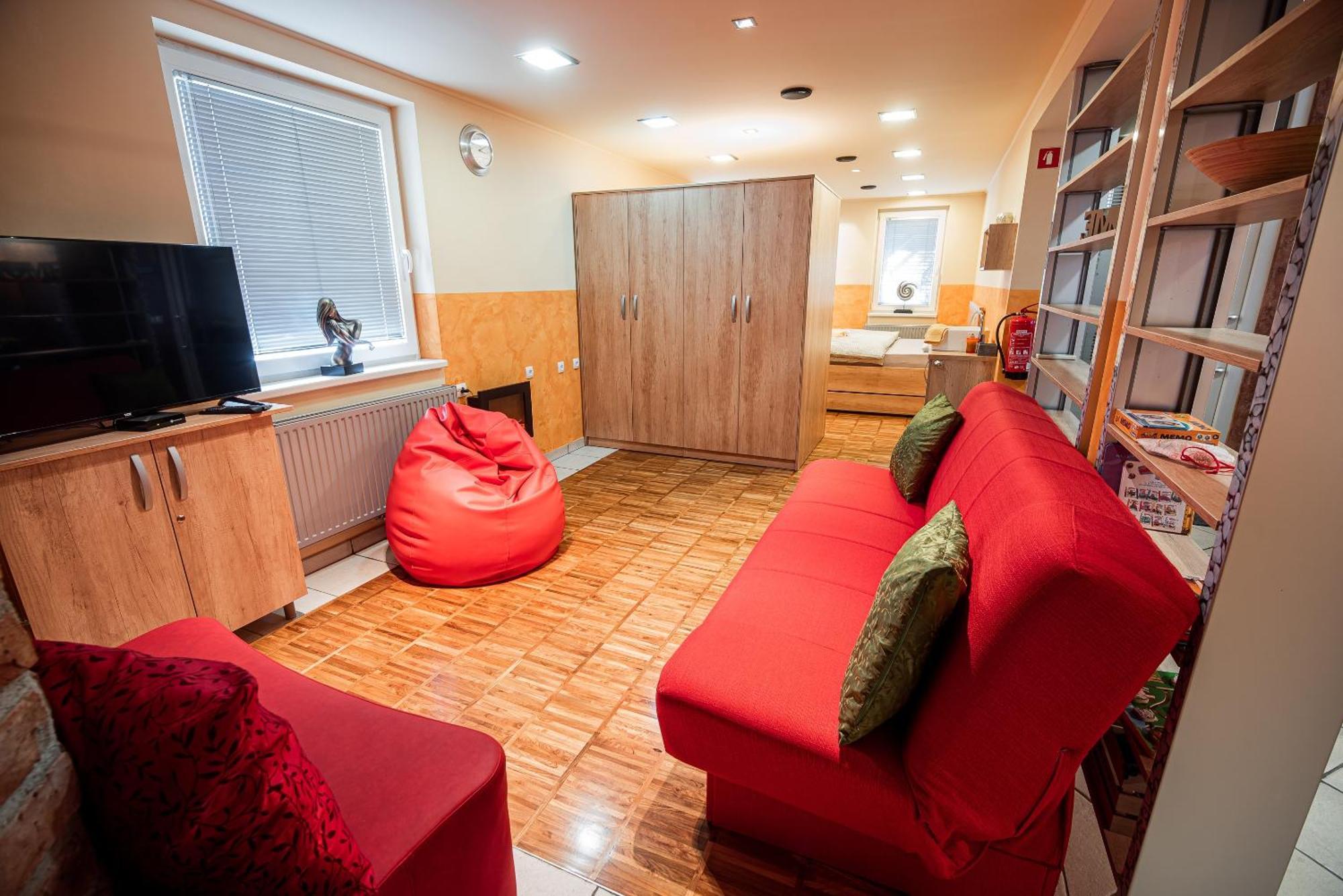 Lux Living Apartments Budic Near Terme Catez Brežice 객실 사진