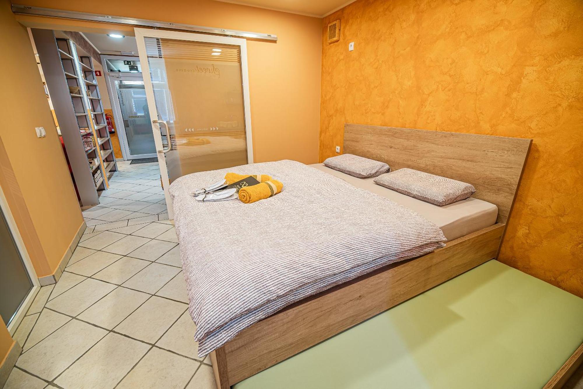 Lux Living Apartments Budic Near Terme Catez Brežice 객실 사진